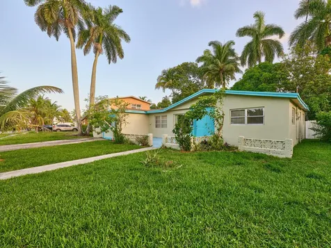 3515 NW 40th Street Lauderdale Lakes FL 33309