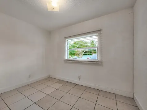 3515 NW 40th Street Lauderdale Lakes FL 33309