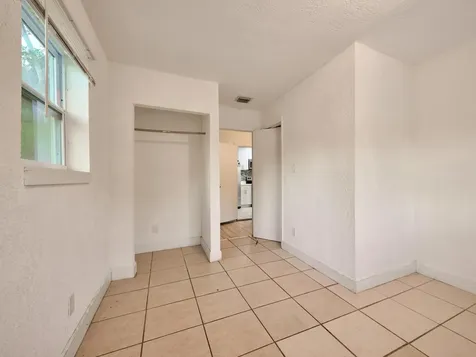 3515 NW 40th Street Lauderdale Lakes FL 33309