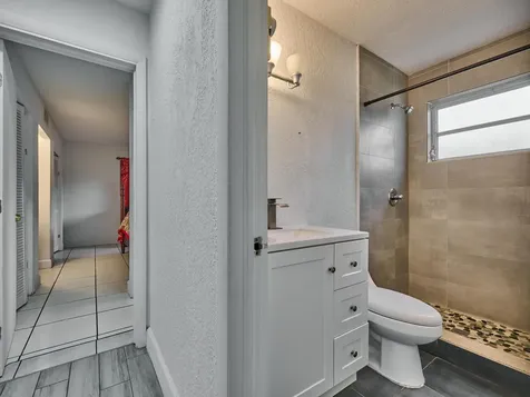 3515 NW 40th Street Lauderdale Lakes FL 33309