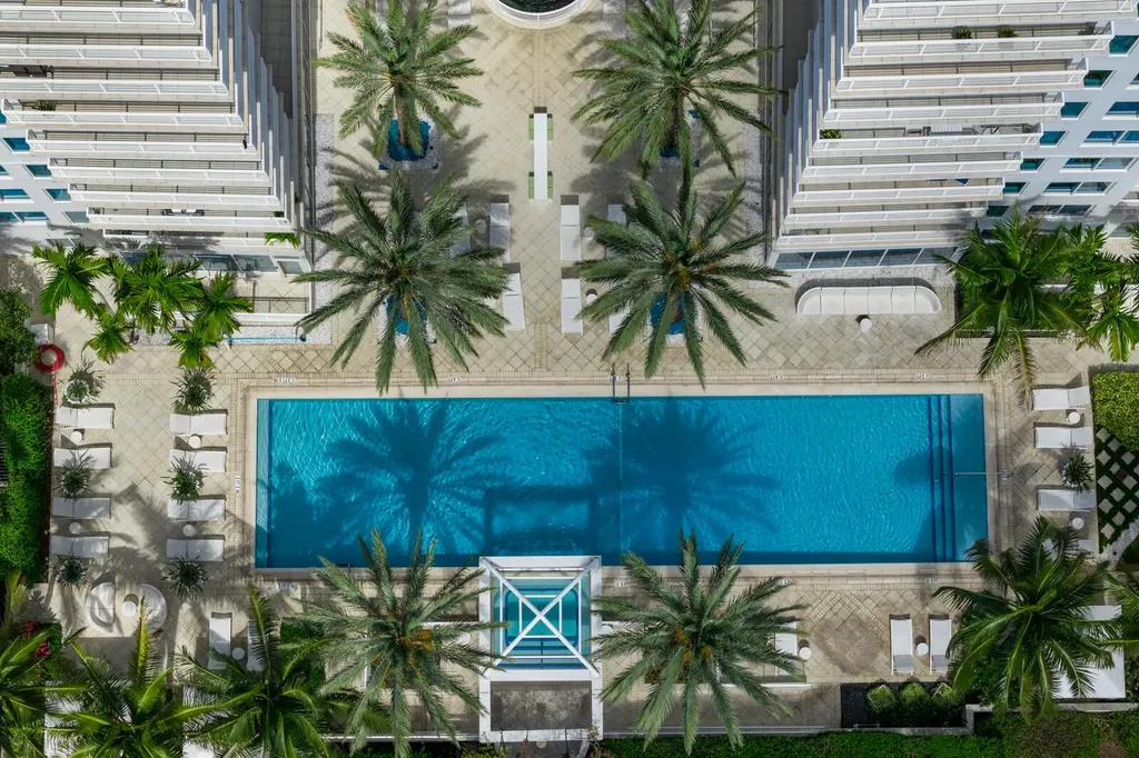 2831 N Ocean Boulevard Fort Lauderdale FL 33308