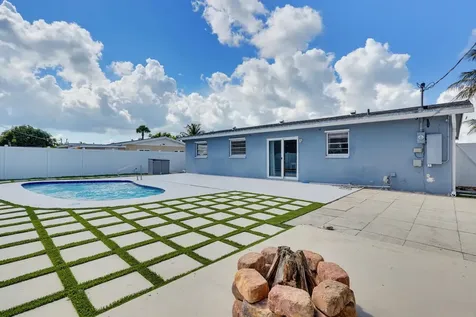 6091 Fair Green Road West Palm Beach FL 33417
