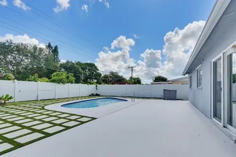 6091 Fair Green Road West Palm Beach FL 33417