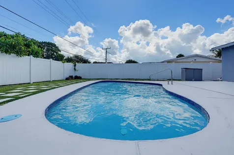 6091 Fair Green Road West Palm Beach FL 33417