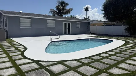 6091 Fair Green Road West Palm Beach FL 33417