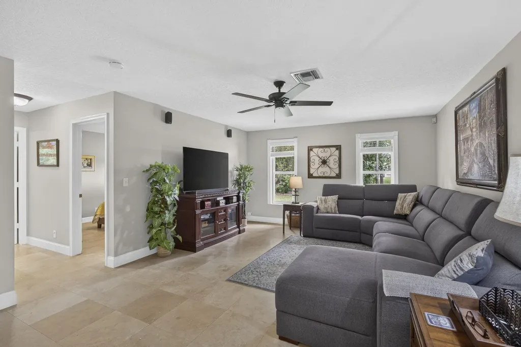 14881 68th Street N Loxahatchee FL 33470