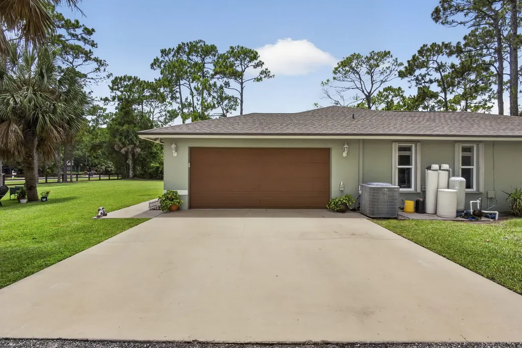 14881 68th Street N Loxahatchee FL 33470