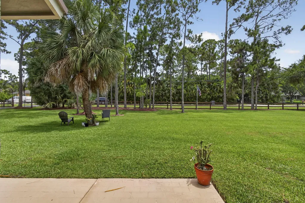 14881 68th Street N Loxahatchee FL 33470