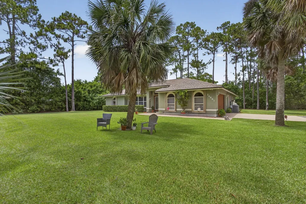 14881 68th Street N Loxahatchee FL 33470