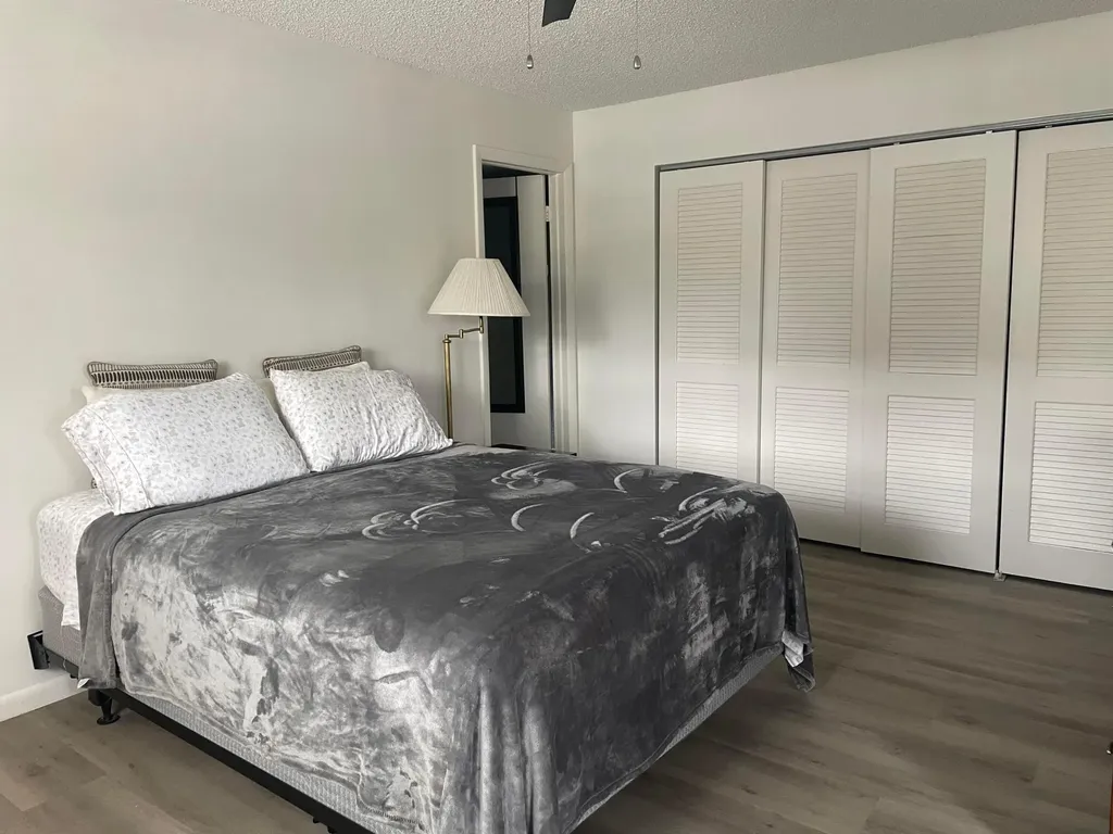 369 Burgundy H Delray Beach FL 33484