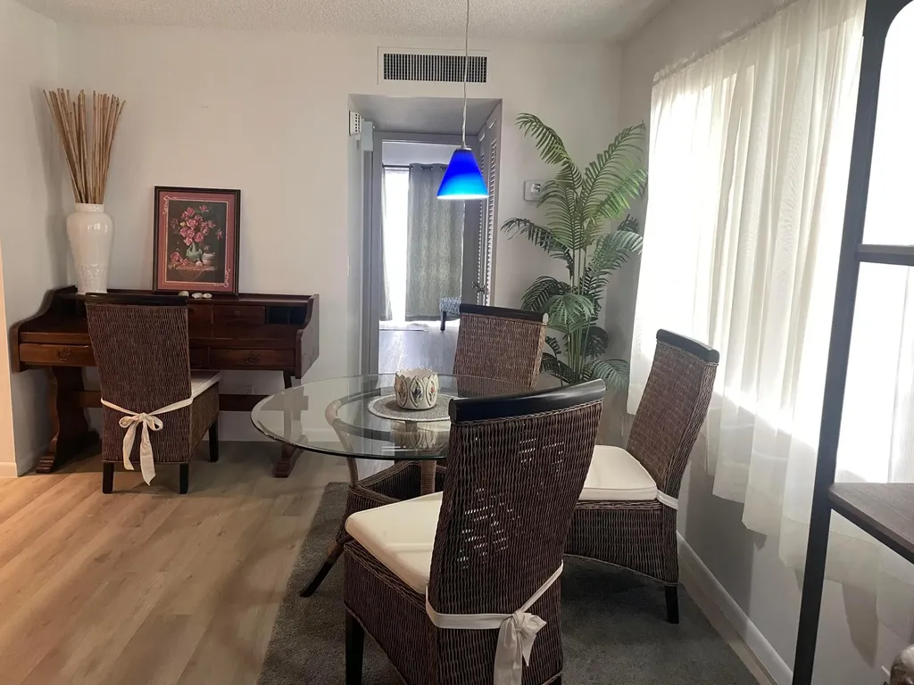369 Burgundy H Delray Beach FL 33484