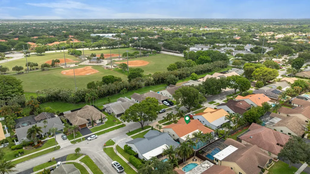 10506 NW 7th Court Plantation FL 33324