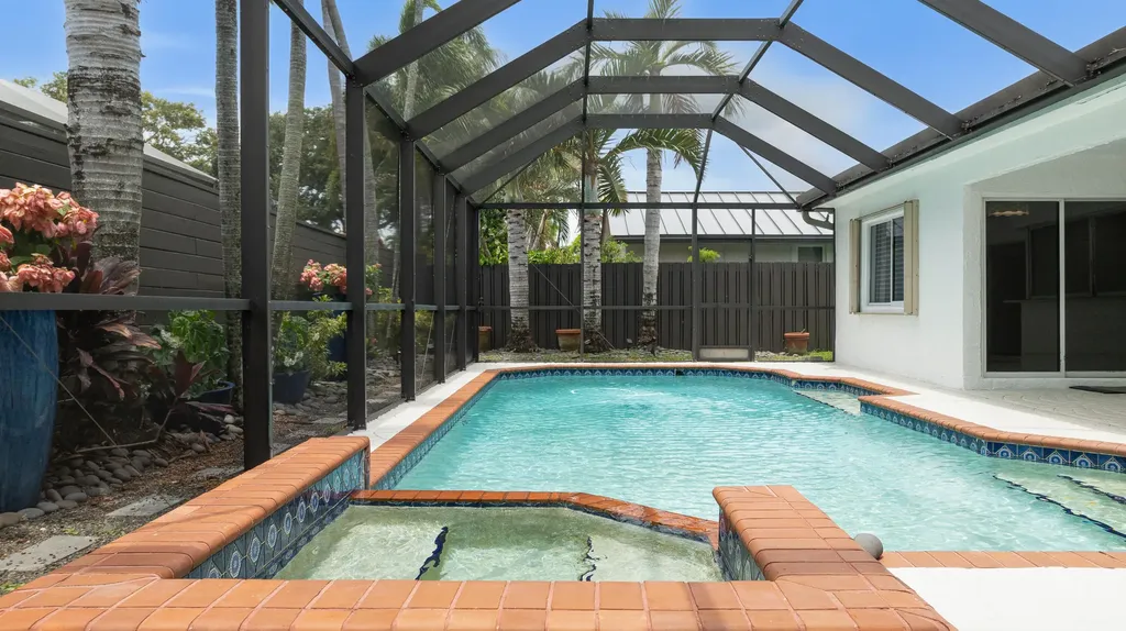 10506 NW 7th Court Plantation FL 33324