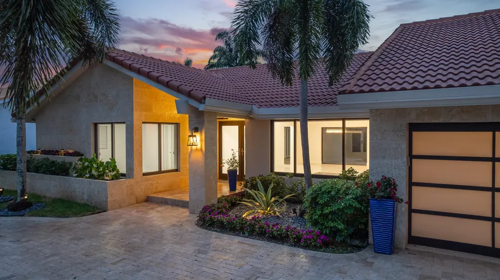 10506 NW 7th Court Plantation FL 33324