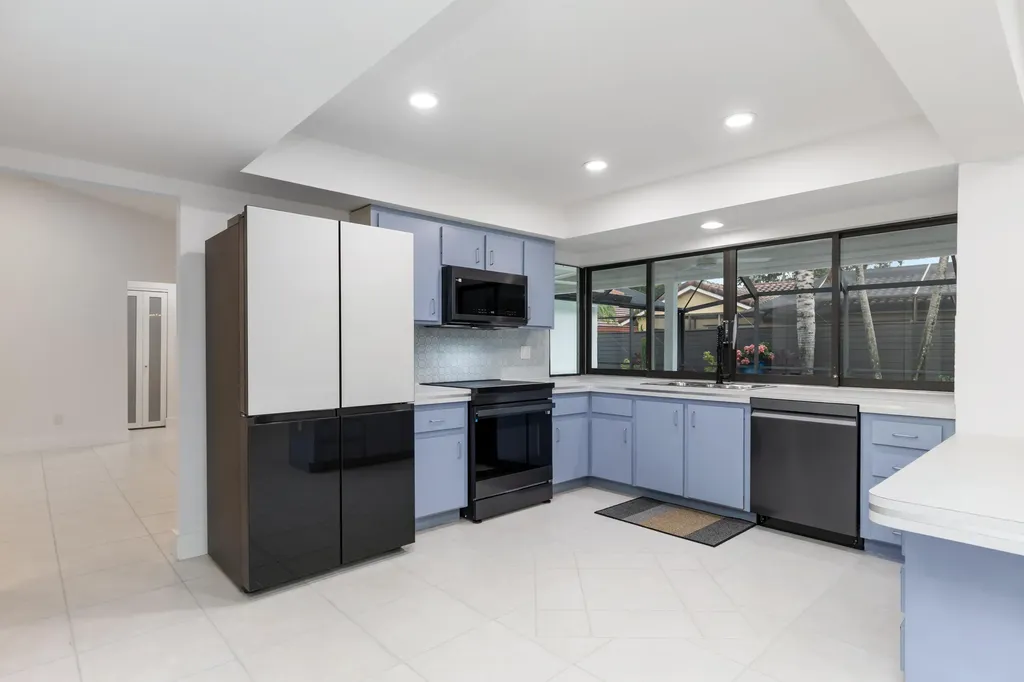 10506 NW 7th Court Plantation FL 33324
