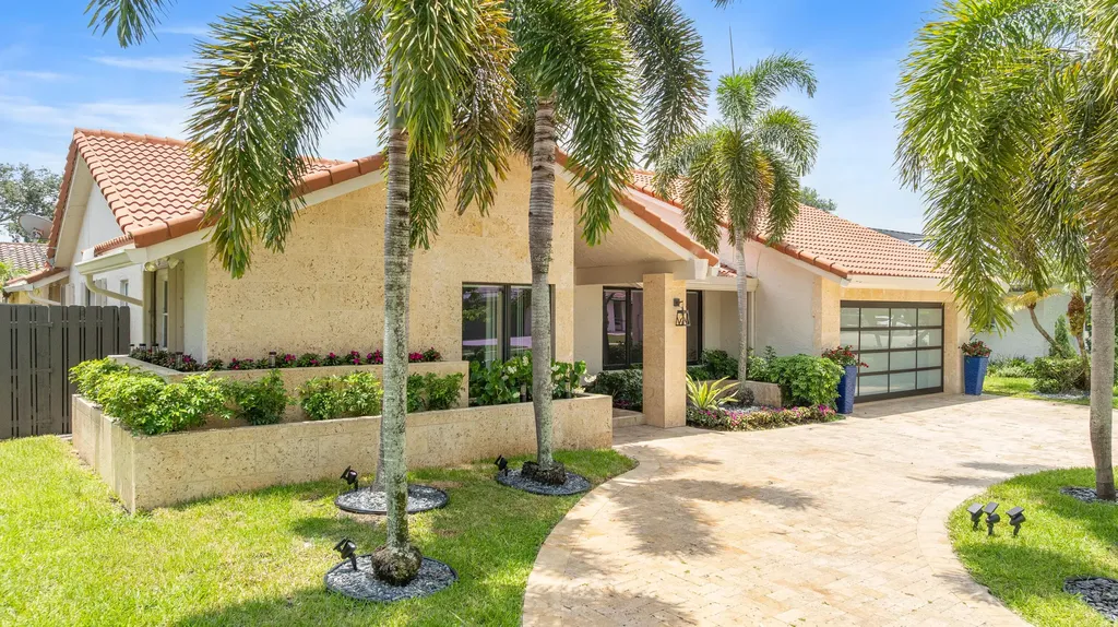 10506 NW 7th Court Plantation FL 33324