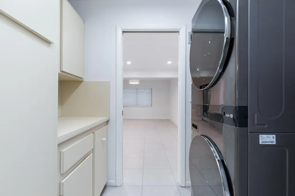 10506 NW 7th Court Plantation FL 33324