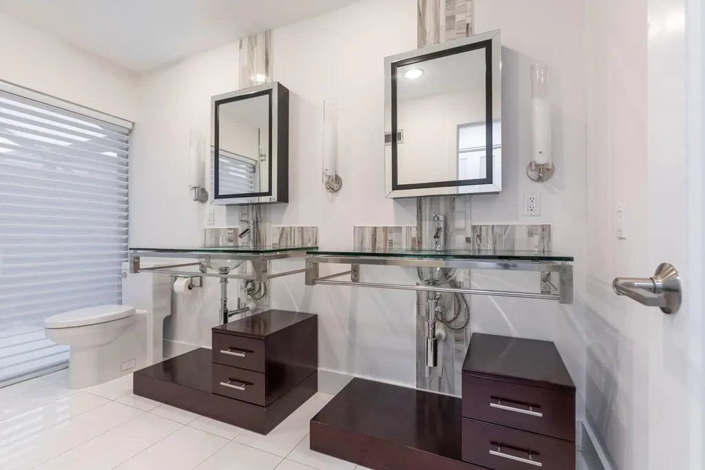 10506 NW 7th Court Plantation FL 33324