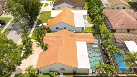 10506 NW 7th Court Plantation FL 33324