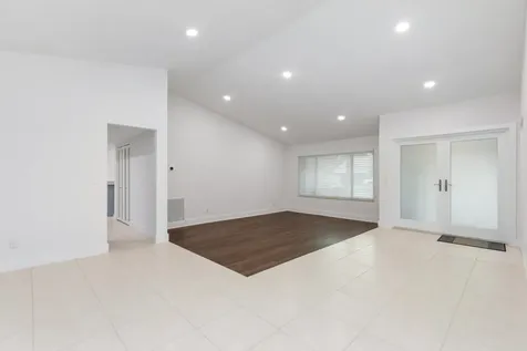 10506 NW 7th Court Plantation FL 33324