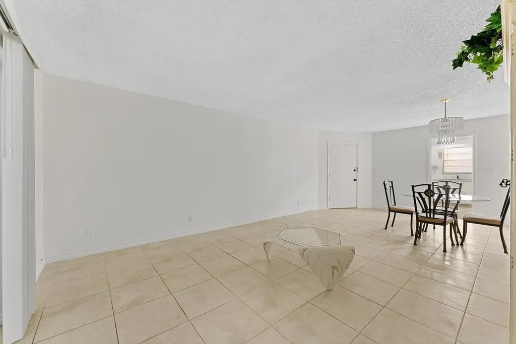 10821 N Military Trail Palm Beach Gardens FL 33410