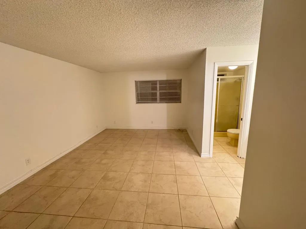 10821 N Military Trail Palm Beach Gardens FL 33410