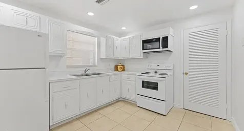 10821 N Military Trail Palm Beach Gardens FL 33410