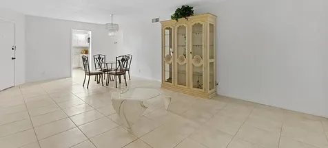 10821 N Military Trail Palm Beach Gardens FL 33410
