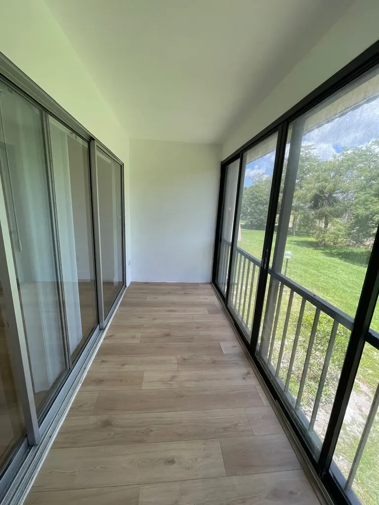 4140 Inverrary Drive Lauderhill FL 33319