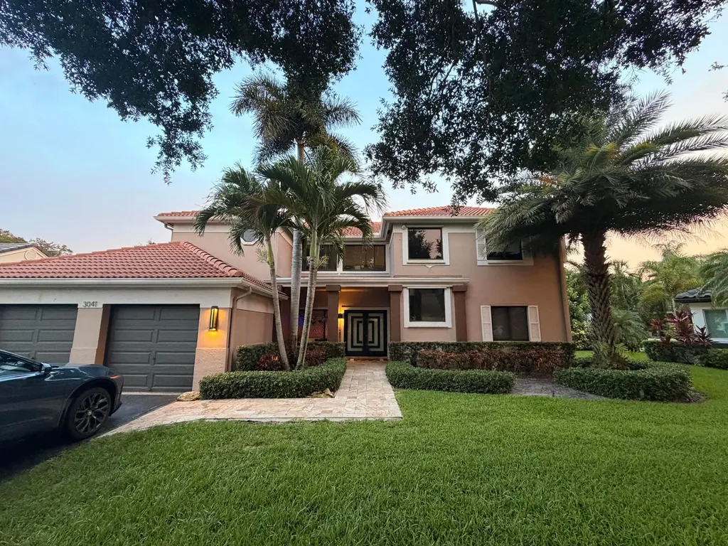 3041 Perriwinkle Circle Davie FL 33328