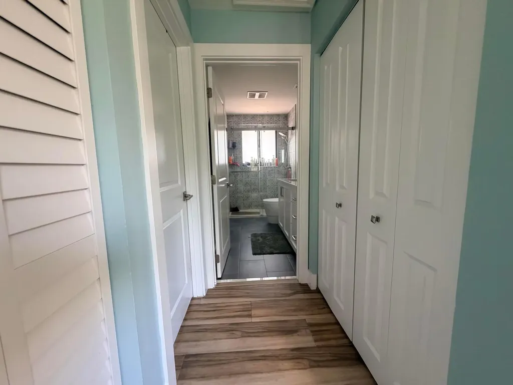 3041 Perriwinkle Circle Davie FL 33328