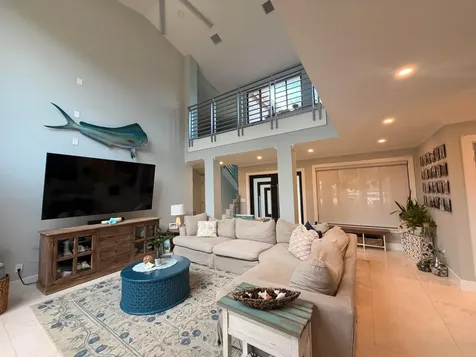 3041 Perriwinkle Circle Davie FL 33328