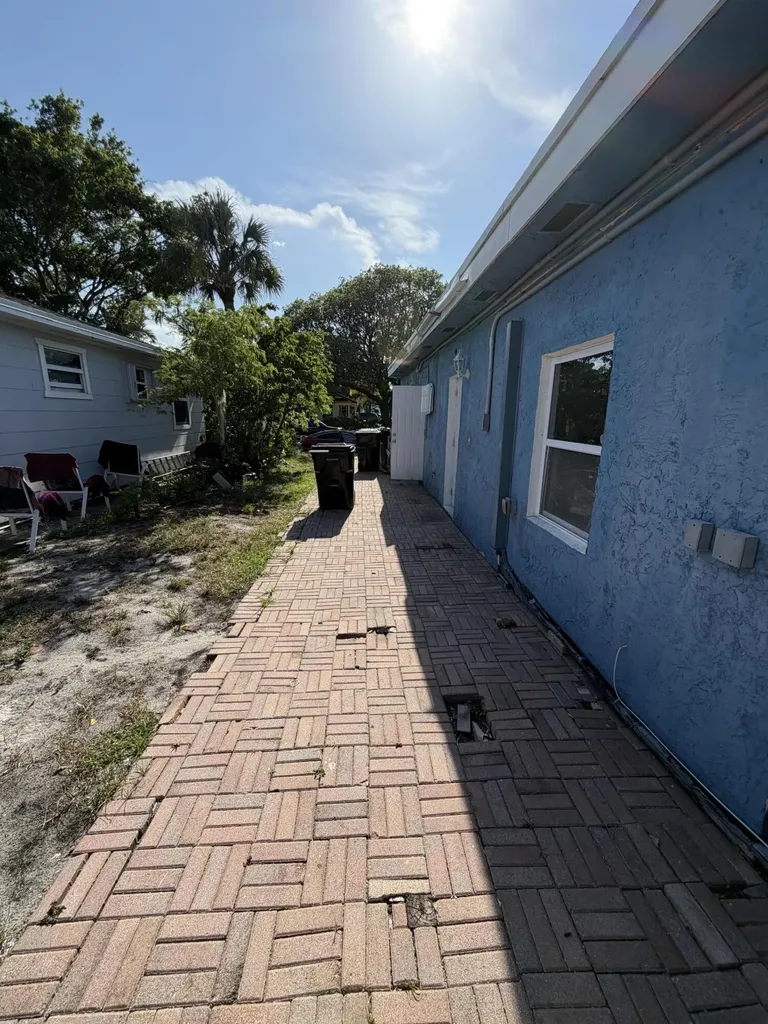 1117 3rd Avenue N Lake Worth Beach FL 33460