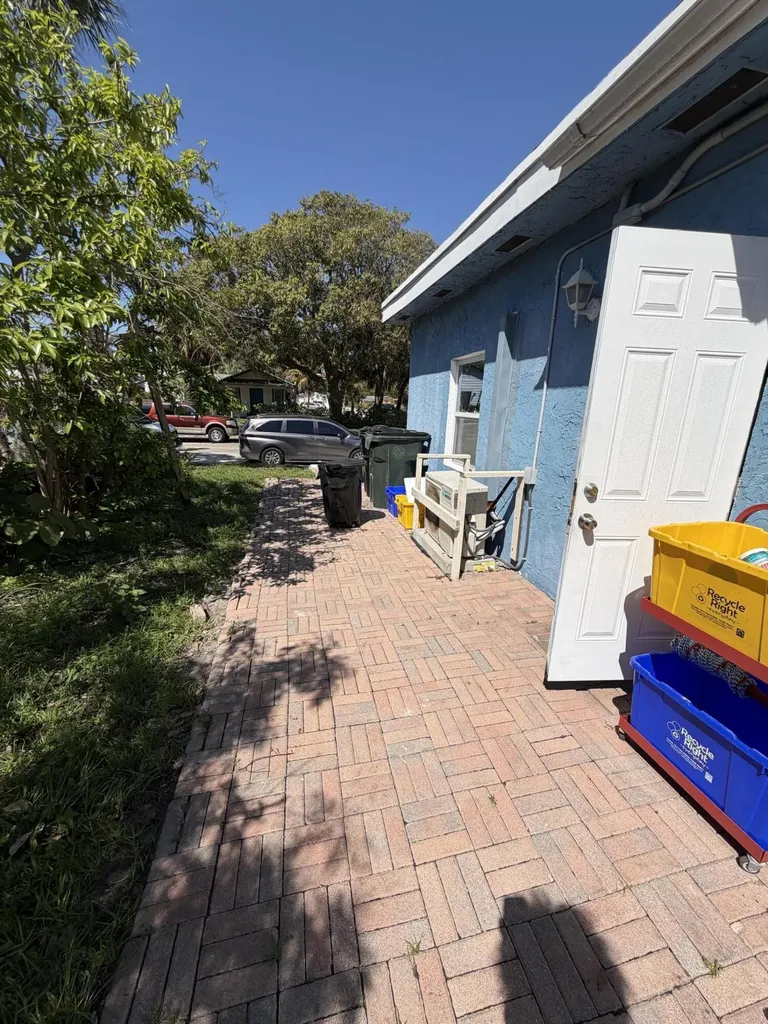 1117 3rd Avenue N Lake Worth Beach FL 33460