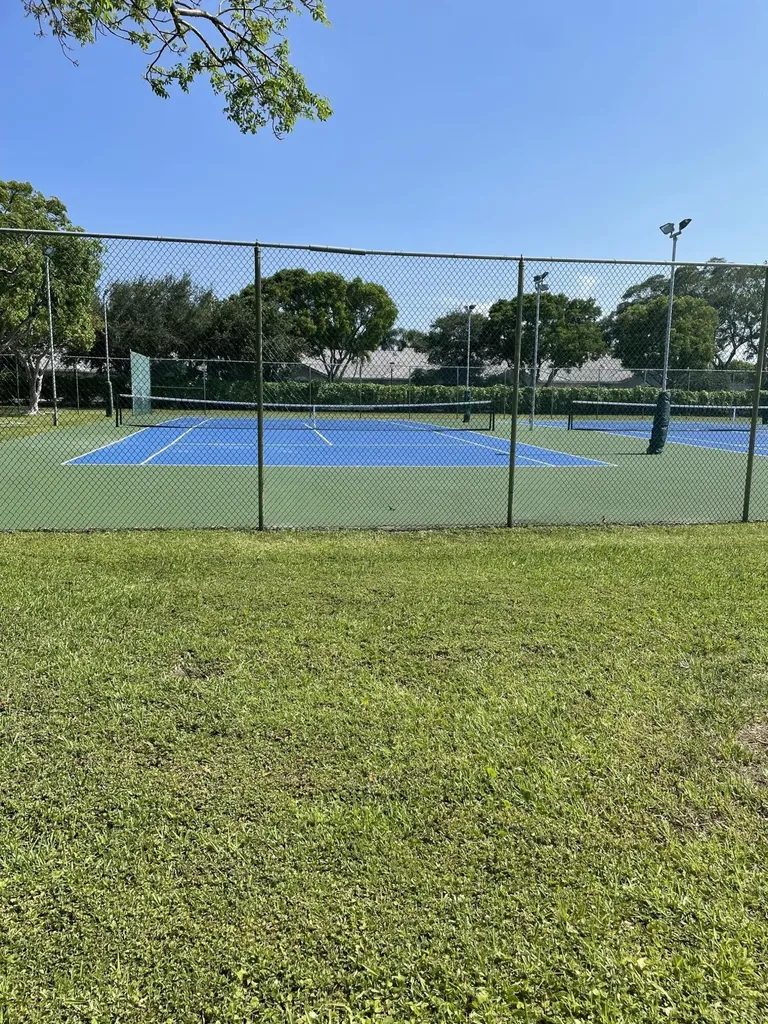 5340 NW 2nd Avenue W Boca Raton FL 33487