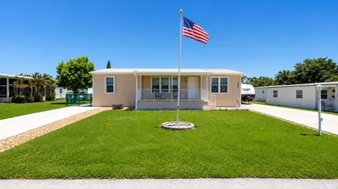 7079 SE Bluebird Circle Hobe Sound FL 33455