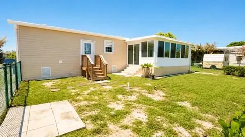 7079 SE Bluebird Circle Hobe Sound FL 33455