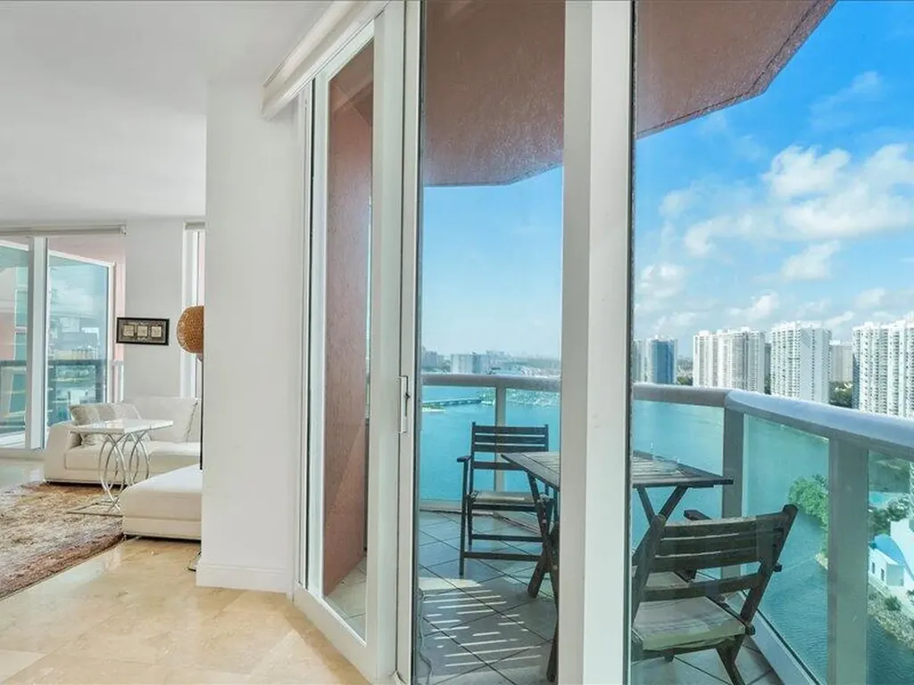 3370 SW Hidden Bay Drive Aventura FL 33180