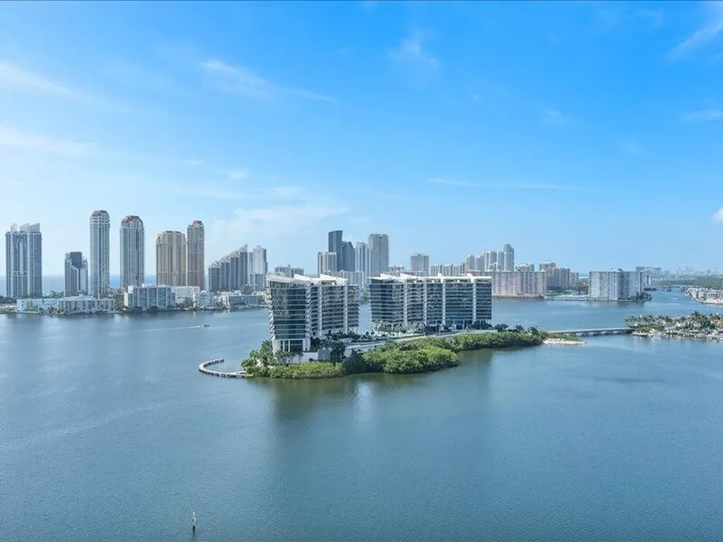 3370 SW Hidden Bay Drive Aventura FL 33180