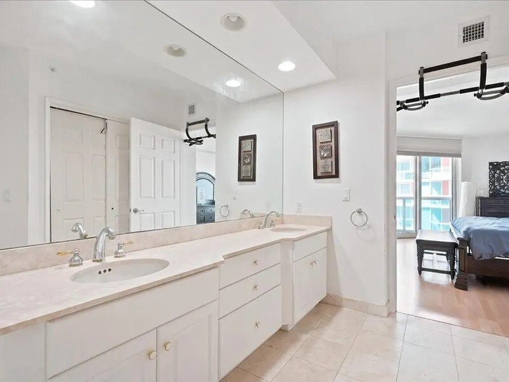 3370 SW Hidden Bay Drive Aventura FL 33180