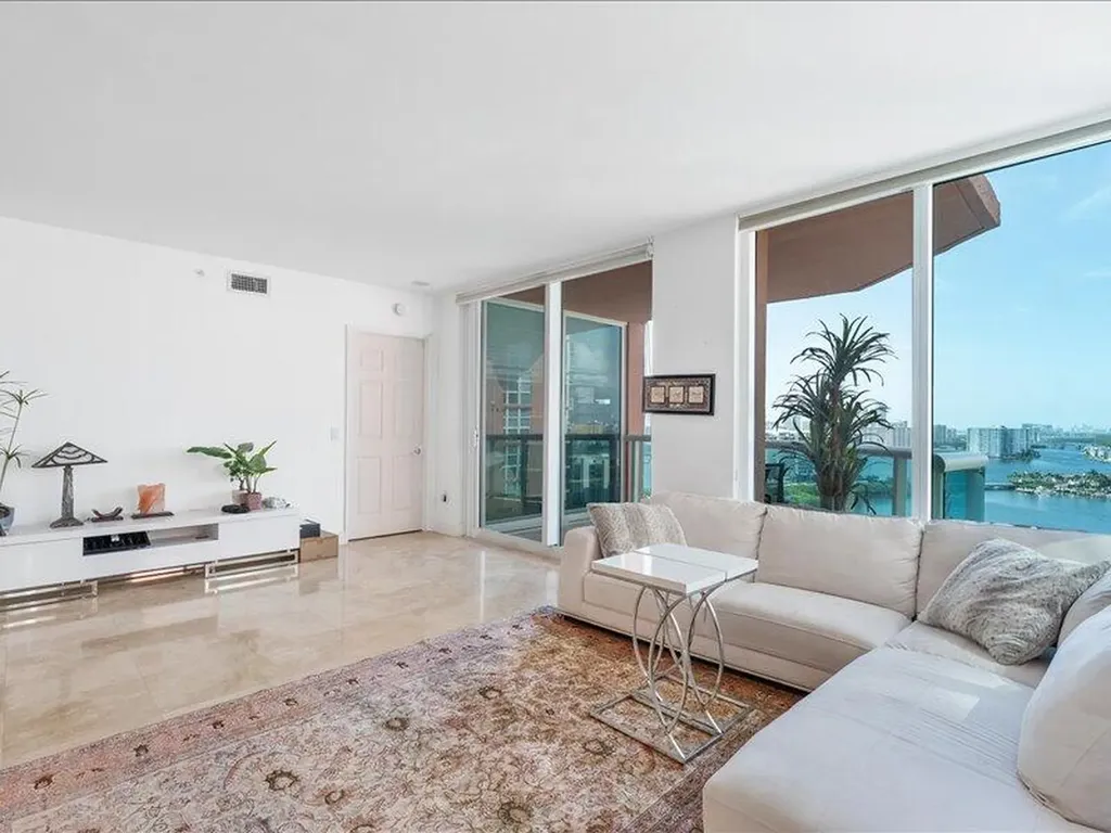 3370 SW Hidden Bay Drive Aventura FL 33180