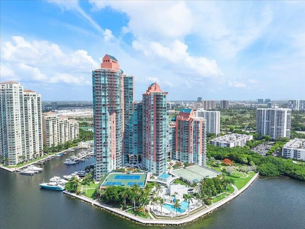 3370 SW Hidden Bay Drive Aventura FL 33180