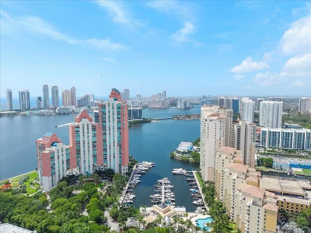 3370 SW Hidden Bay Drive Aventura FL 33180
