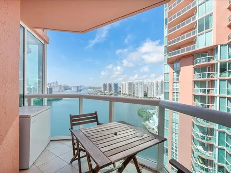 3370 SW Hidden Bay Drive Aventura FL 33180