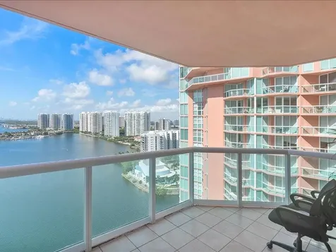 3370 SW Hidden Bay Drive Aventura FL 33180