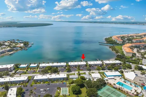 1153 Bayshore Drive Fort Pierce FL 34949