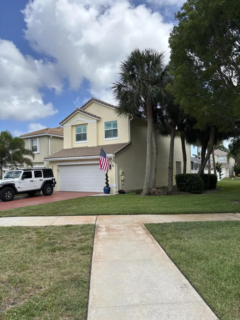 6846 Sugarloaf Key Street Lake Worth FL 33467