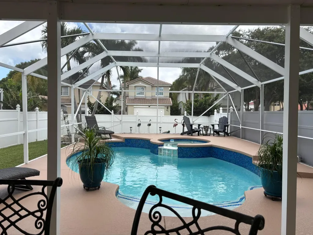 6846 Sugarloaf Key Street Lake Worth FL 33467