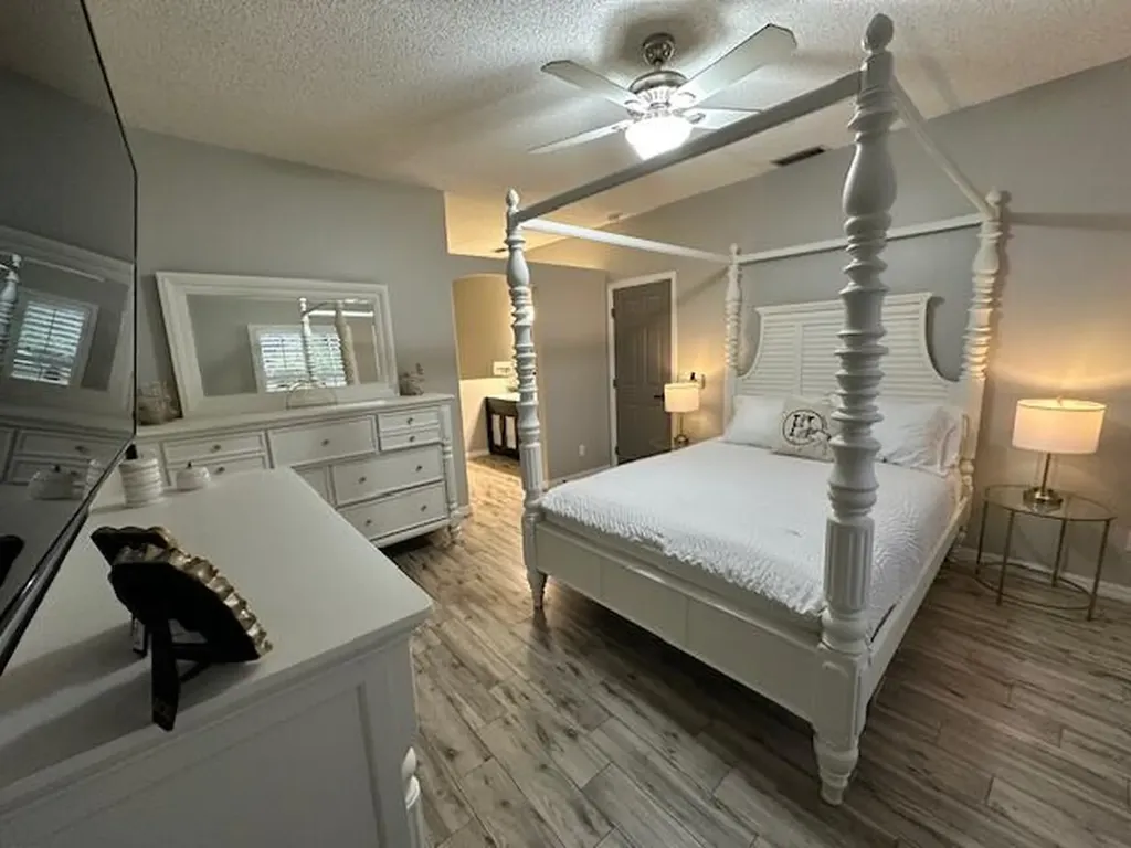 261 SW De Gouvea Terrace Port St Lucie FL 34984