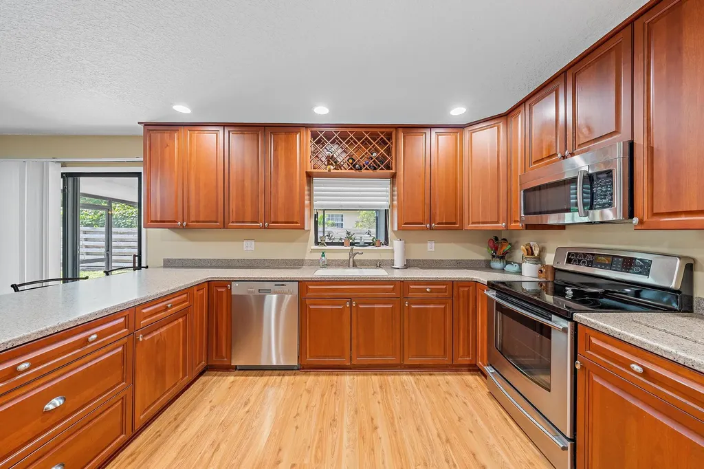 9090 Palladium Place Lake Worth FL 33467